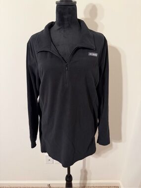 Columbia Black Fleece Pullover